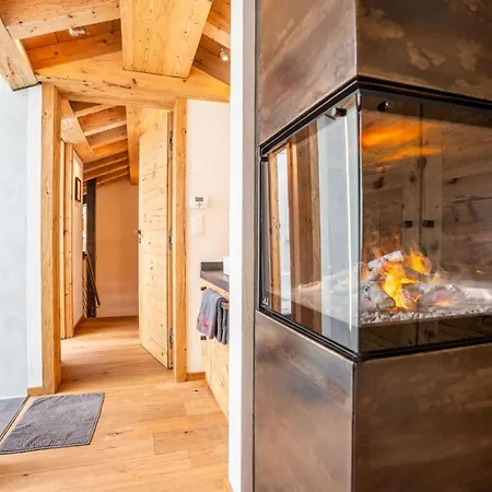 Cozy Penthouse Apartament *